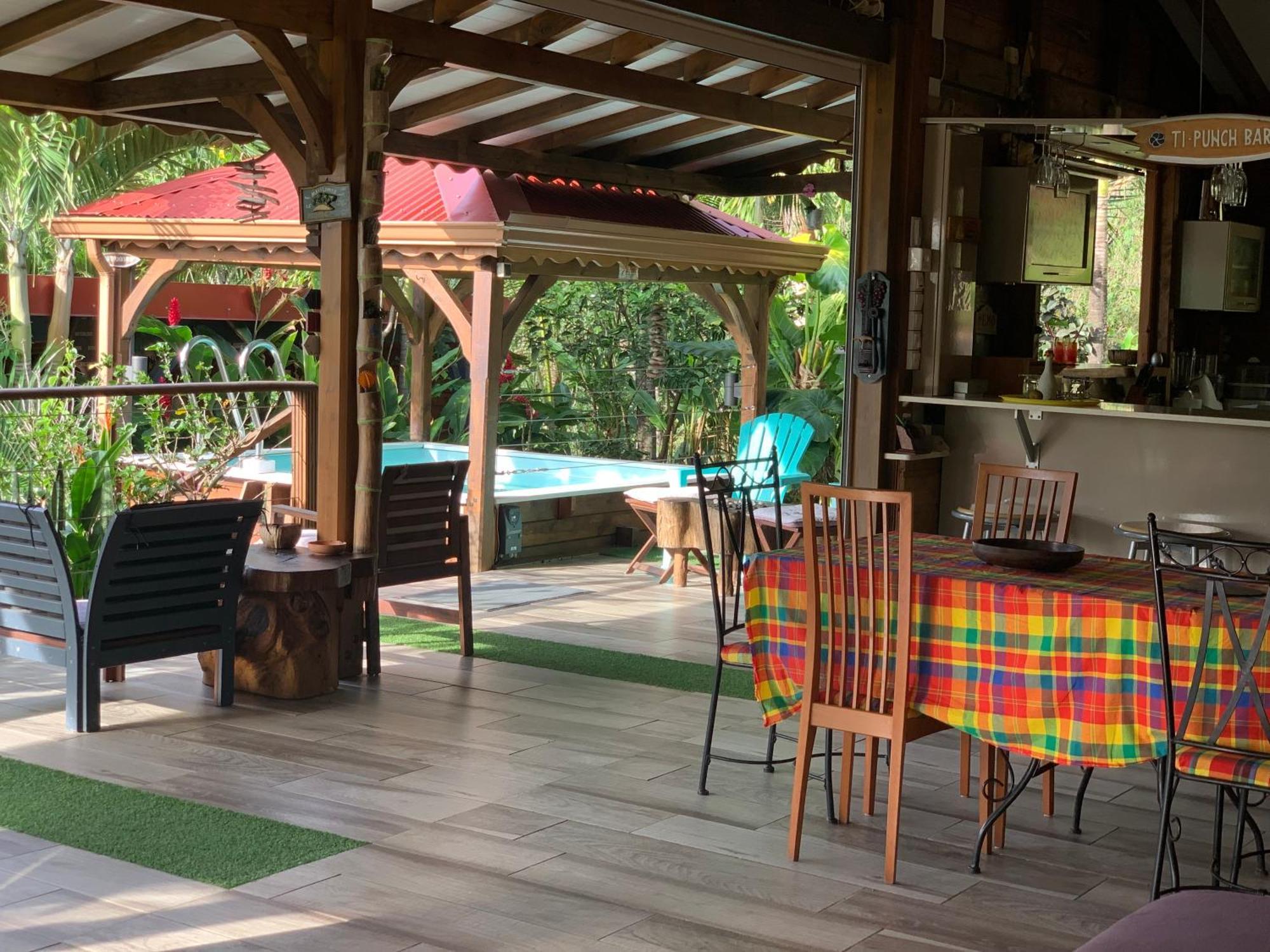 Les Ilets Caraibes Vue Mer Bouillante Bagian luar foto
